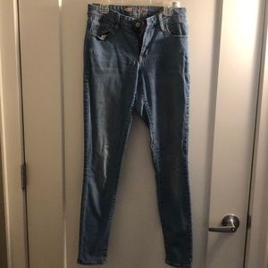 Soft, stretchable skinny jeans (Old Navy)